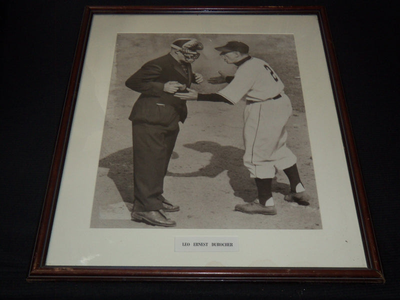 LEO DUROCHER & UMPIRE FRAMED PHOTO - 21 1/2