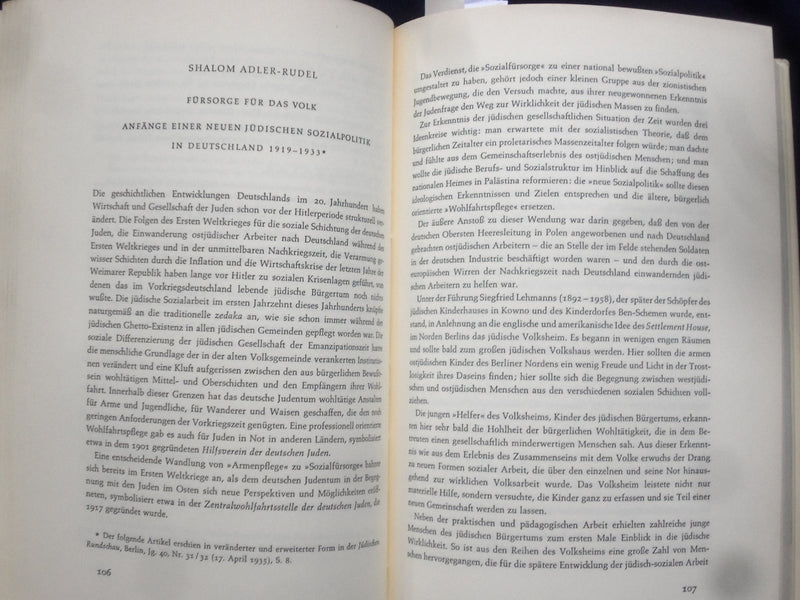 1970 GEGENWART IM RUCKBLICK HARDCOVER BOOK VON STRAUSS/GROSSMANN-GERMAN- KD 9000