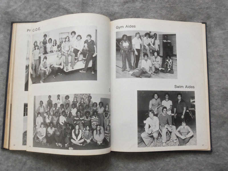 1978 THE REFLECTOR FARRELL HIGH SCHOOL YEARBOOK - FARRELL, PENNSYLVANIA- YB 3174