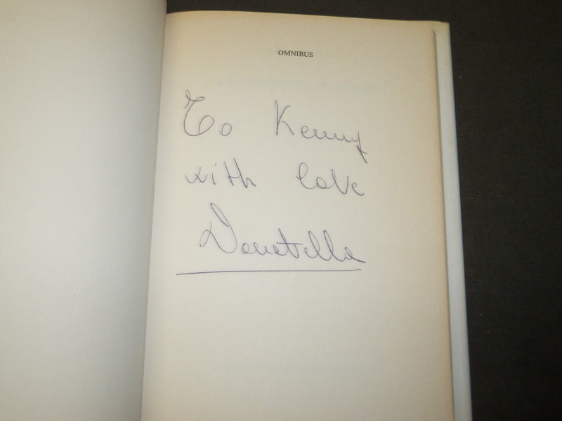 1989 LA CONTESSA IN ROSSO BOOK INSCRIBED BY DONTELLA PECCI-BLUNT - KD 5329