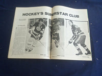 1975 FEBRUARY HOCKEY PICTORIAL MAGAZINE - GARY SMITH COVER - ST 267A