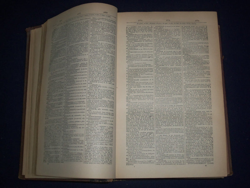 1888 SPIERS & SURENNE'S FRENCH AND ENGLISH PRONOUNCING DICTIONARY - KD 2006