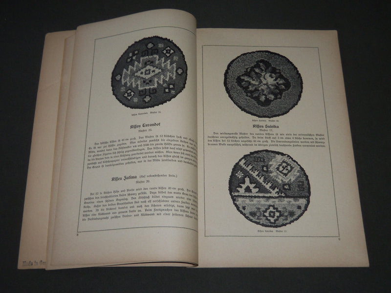 1924 BEYERS SMYRNA ARBEITEN HANDBOOK - GERMAN - ST 5121