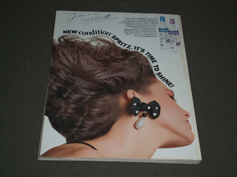 1988 DECEMBER COSMOPOLITAN MAGAZINE - PAULA ABBOTT, PHOTO BY SCAVULLO - SP 3155