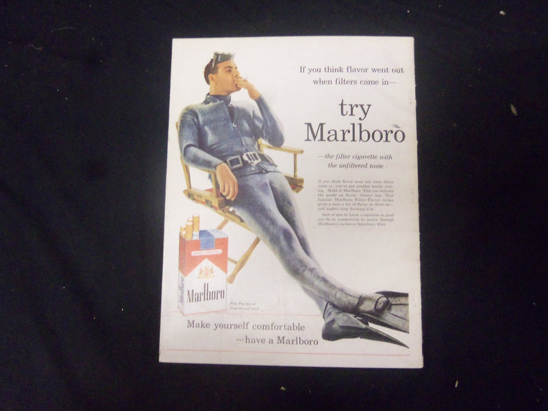 1960 APRIL ESQUIRE MAGAZINE - GREAT COVER, PHOTOS AND ADS - ST 2593