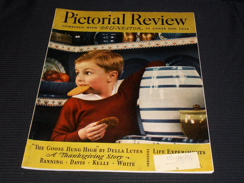 1938 NOVEMBER PICTORIAL REVIEW MAGAZINE - BEAUTIFUL FRONT COVER - E 2677