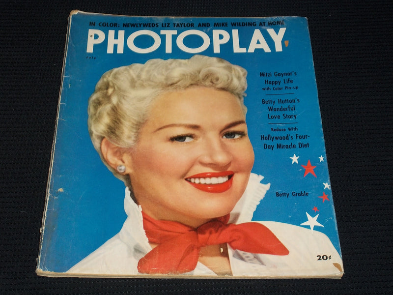 1952 JULY PHOTOPLAY MAGAZINE - BETTY GRABLE FRONT COVER - E 1904