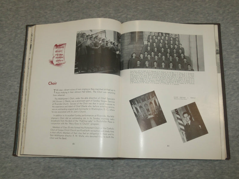 1940-1945 U.S. NAVAL RESERVE MIDSHIPSMEN'S SCHOOL YEARBOOK - NEW YORK - YB 2064