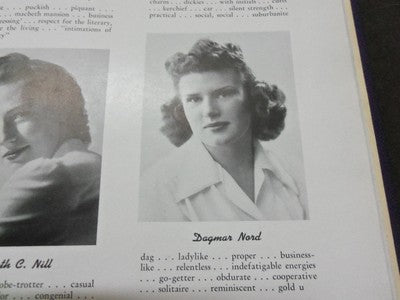 1945 UPSALA COLLEGE YEARBOOK - THE UPSALITE - EAST ORANGE NEW JERSEY - YB 607