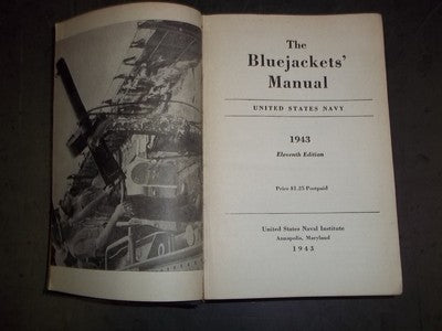 1943 THE UNITED STATES NAVY BLUEJACKETS' MANUAL 11TH EDITION - KD 929