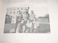 1942 VIOLET NEW YORK UNIVERSITY YEARBOOK + CORPS PROGRAM - NICE PHOTOS - YB 92