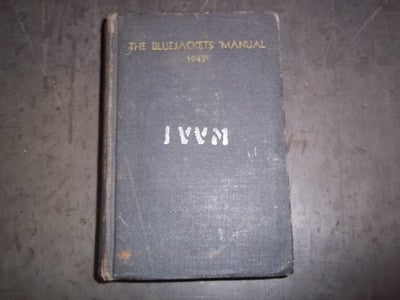1943 THE UNITED STATES NAVY BLUEJACKETS' MANUAL 11TH EDITION - KD 929