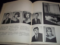1966 ODYSSEY YEARBOOK - EDWARD WILLIAMS COLLEGE - HACKENSACK, NJ - YB 171