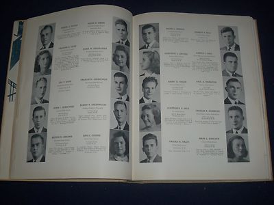 1942 THE GRANITE UNIVERSITY OF NEW HAMPSHIRE YEARBOOK - NICE PHOTOS - YB 241