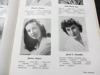 1945 UPSALA COLLEGE YEARBOOK - THE UPSALITE - EAST ORANGE NEW JERSEY - YB 607