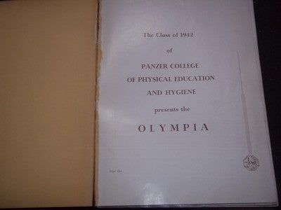 1942 THE OLYMPIA PANZER COLLEGE YEARBOOK - NEW JERSEY - AUTOGRAPHS - YB 341