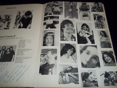 1976 NEELY YEARBOOK - HEBREW ACADEMY - BROOKDALE HIGH SCHOOL - NEW YORK- YB 177