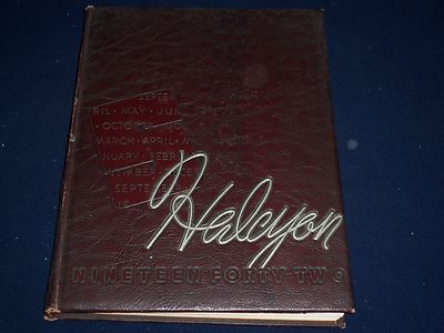 1942 HALCYON SWARTHMORE COLLEGE YEARBOOK - PENNSYLVANIA - NICE PHOTOS - YB 80