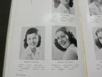 1946 UPSALA COLLEGE YEARBOOK - THE UPSALITE - EAST ORANGE NEW JERSEY - YB 608