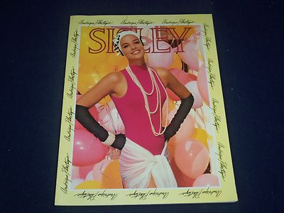 1992 JUNE ELLE MAGAZINE - REBECCA ROMIJN COVER - GREAT PHOTOS - J 809