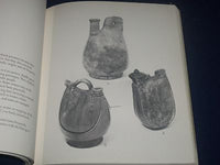 1967 AVERY BRUNDAGE COLLECTION CHINESE CERAMICS SOFTCOVER BOOK - KD 1624