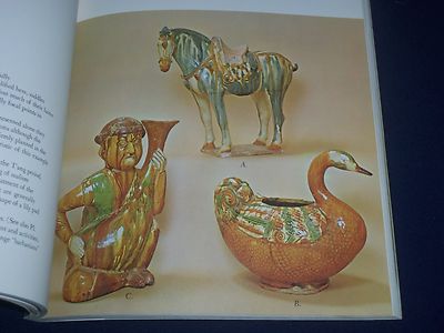 1967 AVERY BRUNDAGE COLLECTION CHINESE CERAMICS SOFTCOVER BOOK - KD 1624