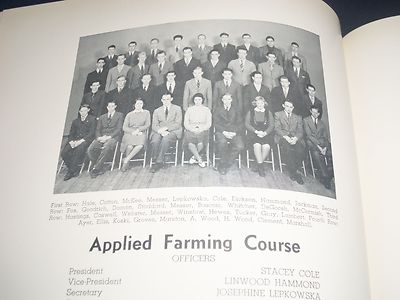 1942 THE GRANITE UNIVERSITY OF NEW HAMPSHIRE YEARBOOK - NICE PHOTOS - YB 241